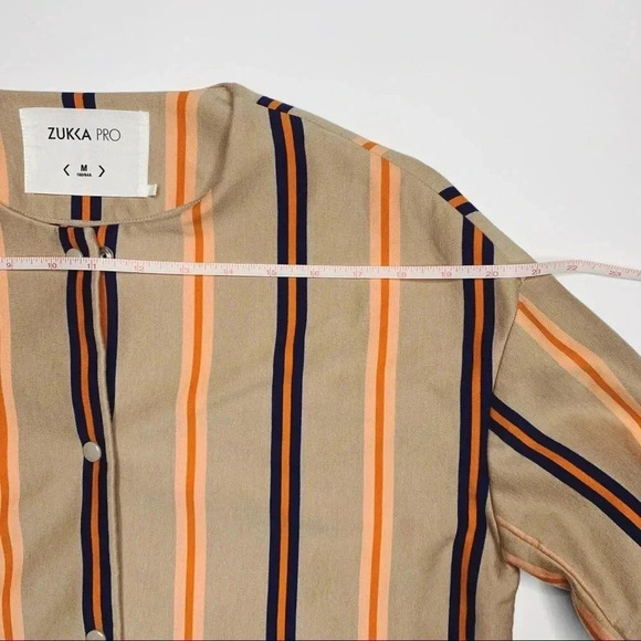 Zukka Pro Button Down Collarless Coat - Picture 5 of 8